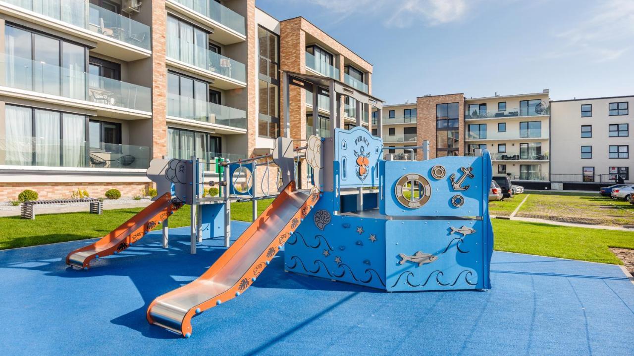 Apartament Zlota Perla Z Parkingiem 16 E Perlowa Przystan - Holiday City Kolobrzeg Ngoại thất bức ảnh