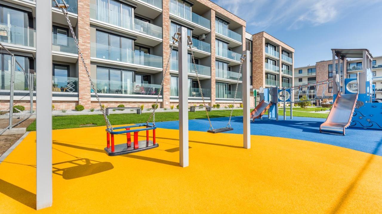Apartament Zlota Perla Z Parkingiem 16 E Perlowa Przystan - Holiday City Kolobrzeg Ngoại thất bức ảnh